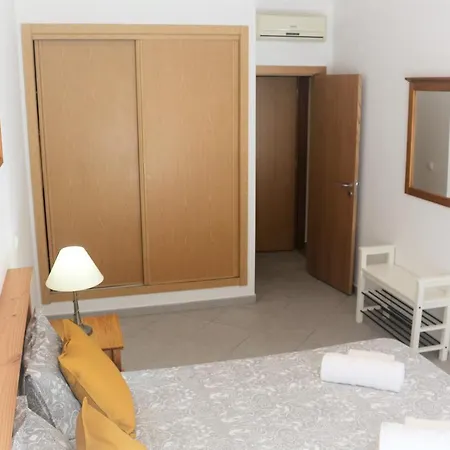 Lovely In By The Apartman Carvoeiro